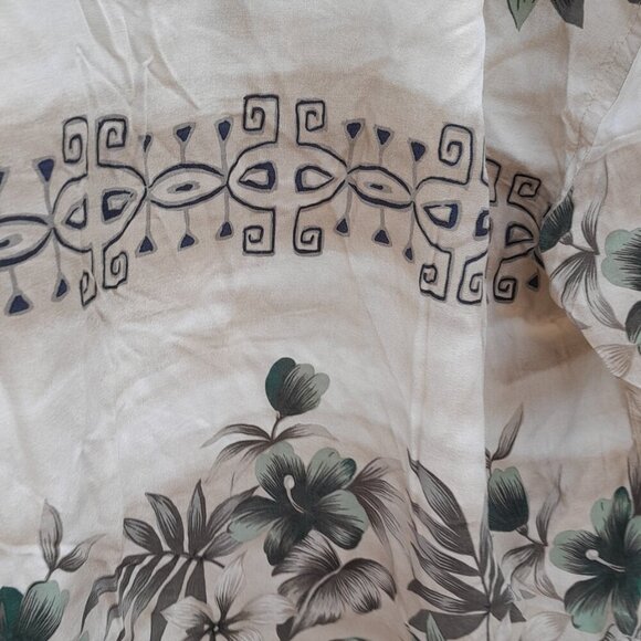 Pierre Cardin Mens XL button down casual tropical Hawaiian shirt - Picture 7 of 9